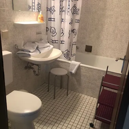 Daire Ferienwohnung Blick Zur Therme 4103